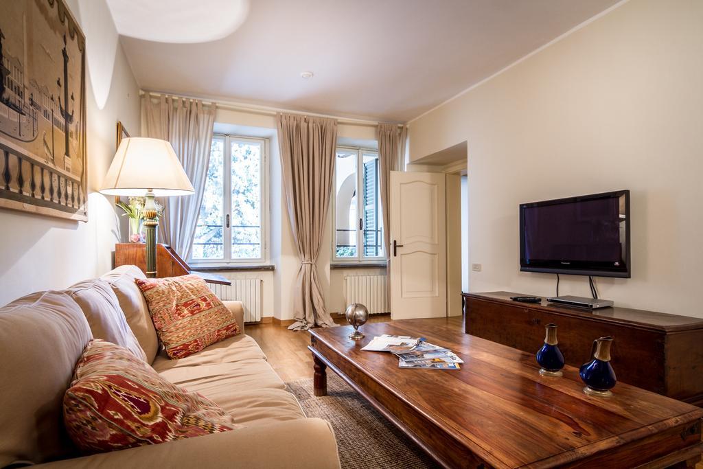 Lake Charming Apartment Cernobbio Room photo